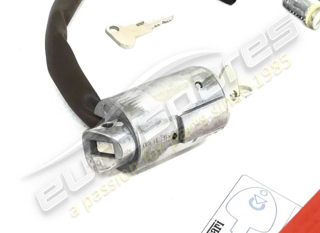 new ferrari locks set completed with ste. part number 213632 (6)