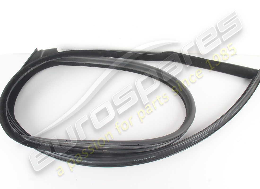 NEW Ferrari COMPLETE RH GASKET . PART NUMBER 66396300 (1)
