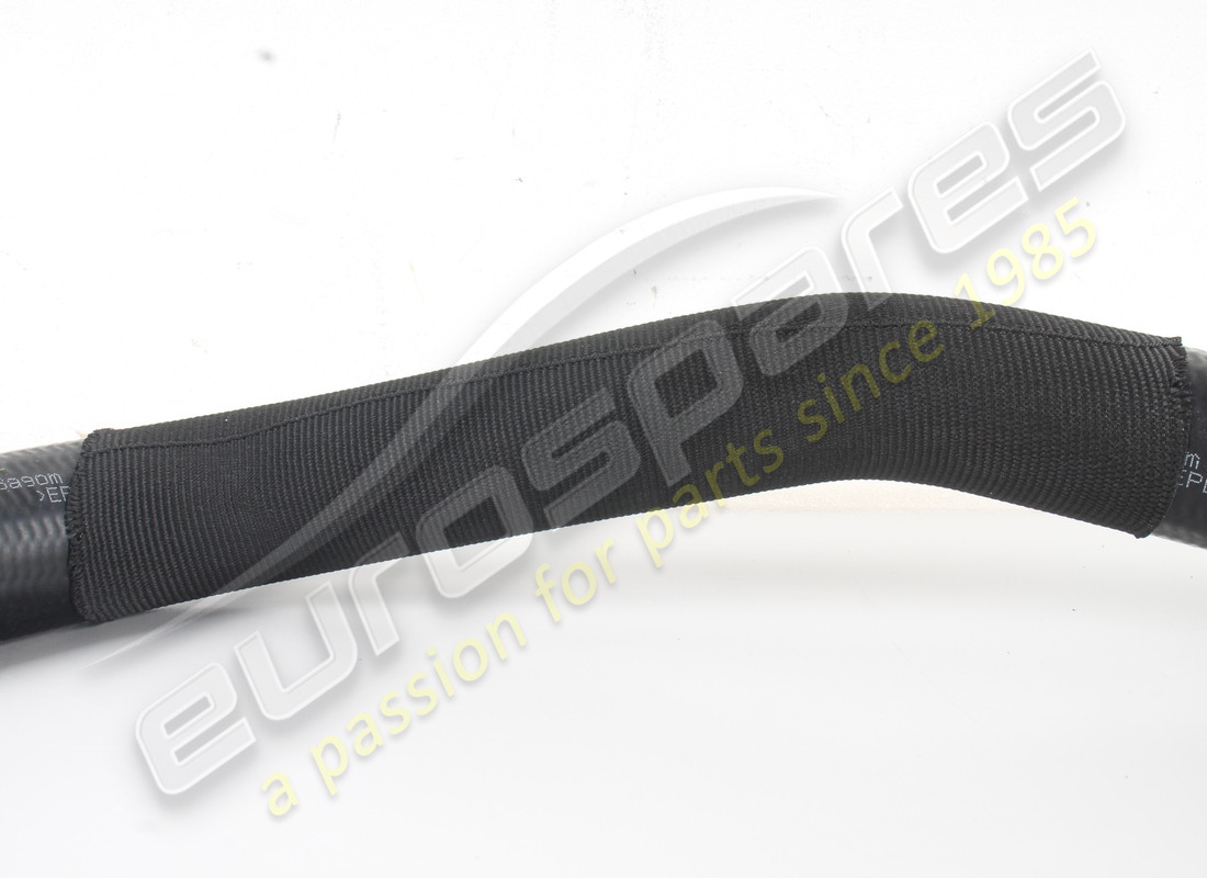 new maserati delivery pipe from engine to radiator. part number 221355 (2)