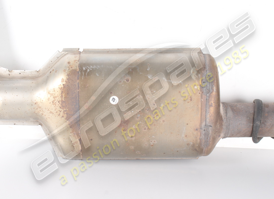 USED MASERATI CENTRAL MUFFLER. PART NUMBER 670034578 (3) used maserati central muffler. part number 670034578 (3)