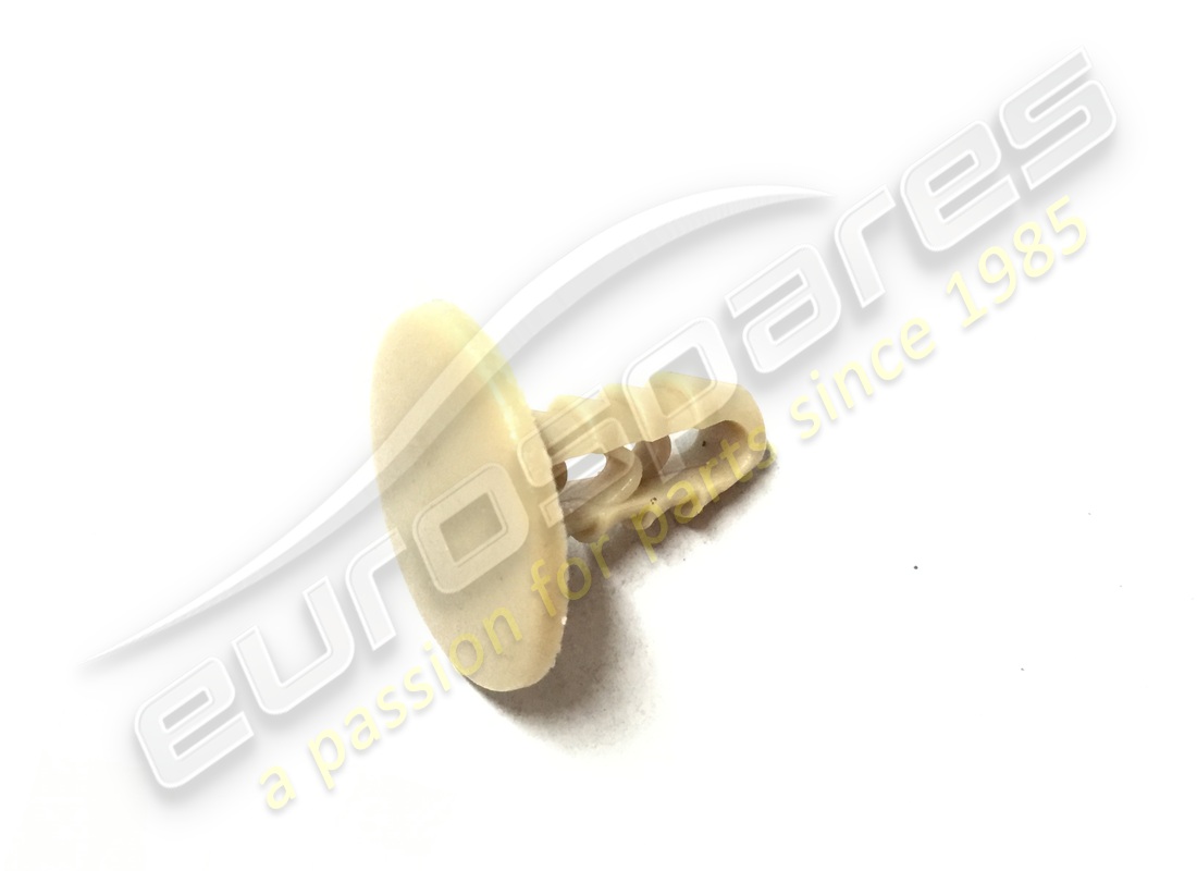 new maserati button -beige-. part number 69385100 (1)