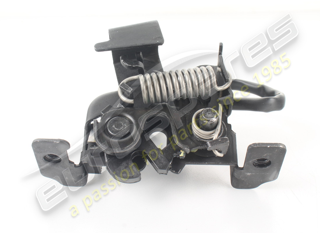 NEW MASERATI BONNET LOCK. PART NUMBER 670152938 (3) new maserati bonnet lock. part number 670152938 (3)