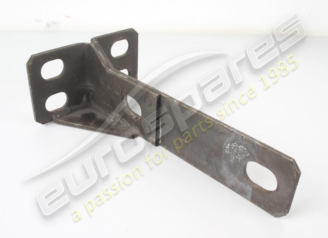 new ferrari lh bumper bracket. part number 61491900 (1)