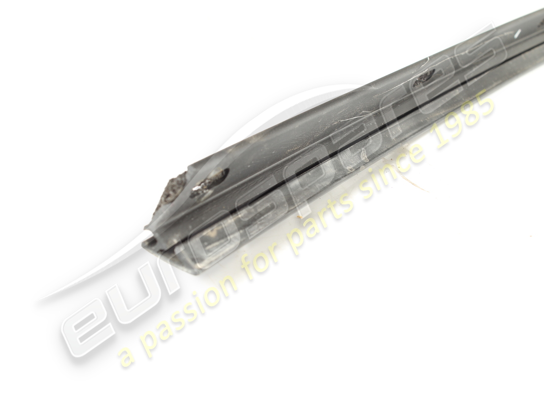 used ferrari lh roof gutter moulding. part number 84294600 (2)