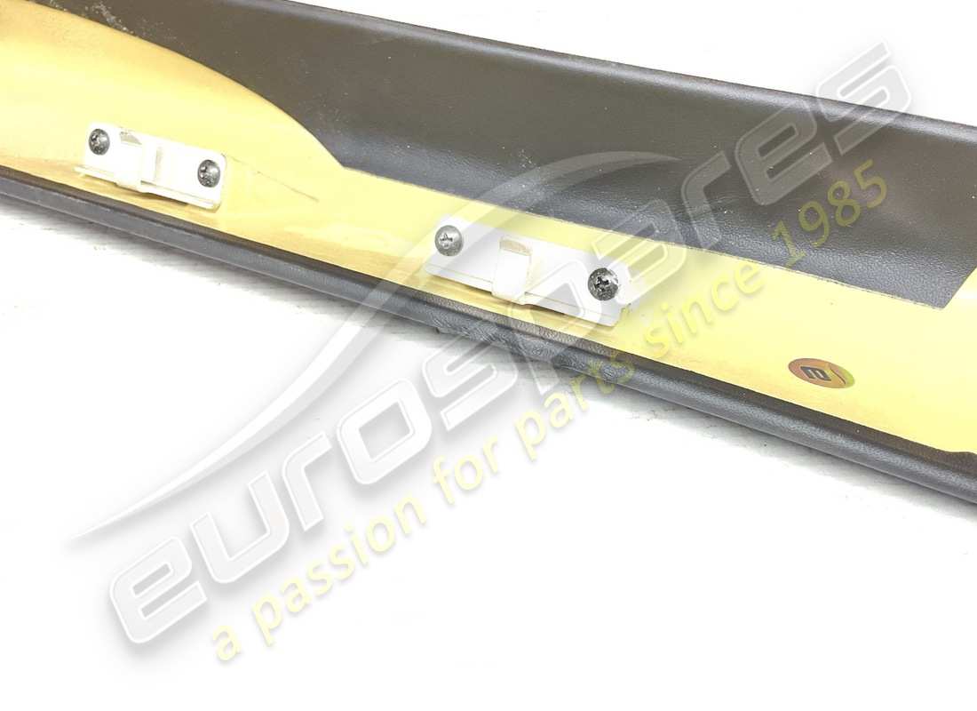 used ferrari montante parabrezza dx complete. part number 86890912 (3)