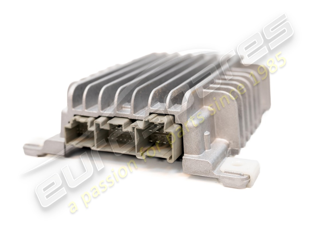 NEW MASERATI AMPLIFIER -BOSE PREMIUM SYSTEM-. PART NUMBER 230520 (2) new maserati amplifier -bose premium system-. part number 230520 (2)