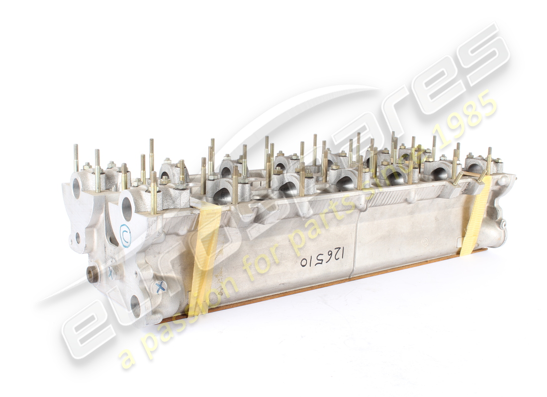 new ferrari rh cylinder head complete. part number 126510 (1)