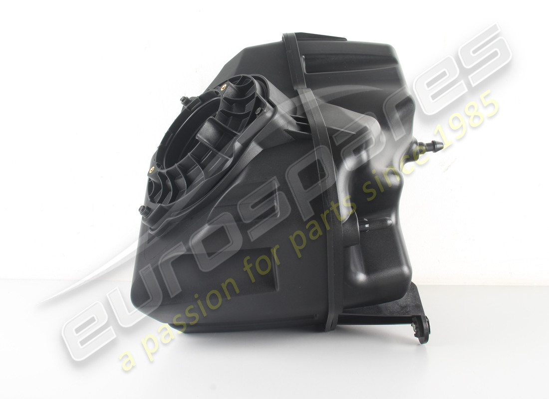 new maserati air filter box assembly. part number 670033791 (2)