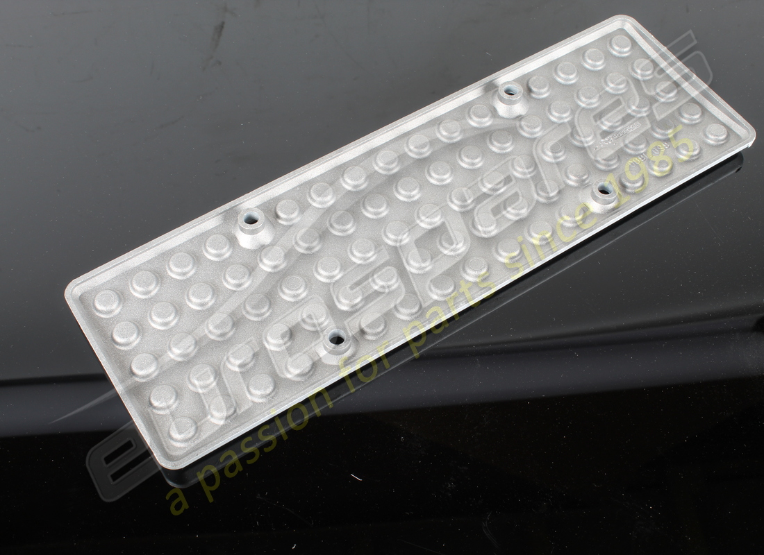 used ferrari cover lhd part number 65071600 (3)