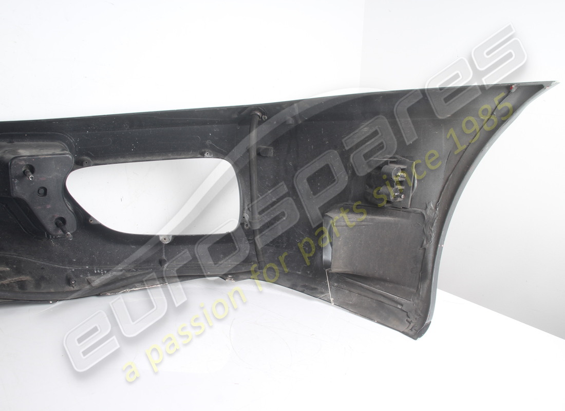 USED FERRARI FRONT BUMPER. PART NUMBER 64861610 (12) used ferrari front bumper. part number 64861610 (12)