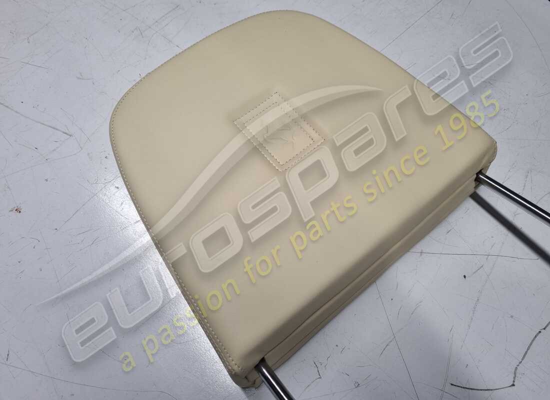 new ferrari headrest. part number 61538000 (2)