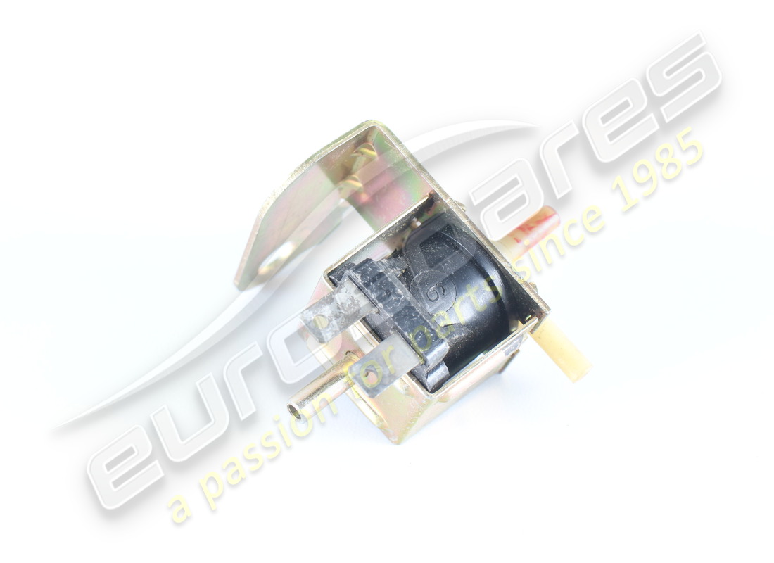 new ferrari vacuum control valve. part number 111704 (2)