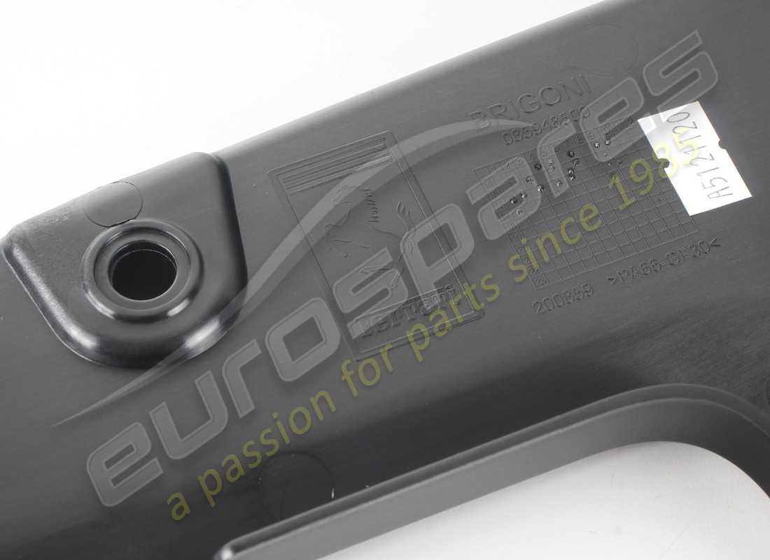 new ferrari engine compartment cosmetic. part number 85948500 (3)