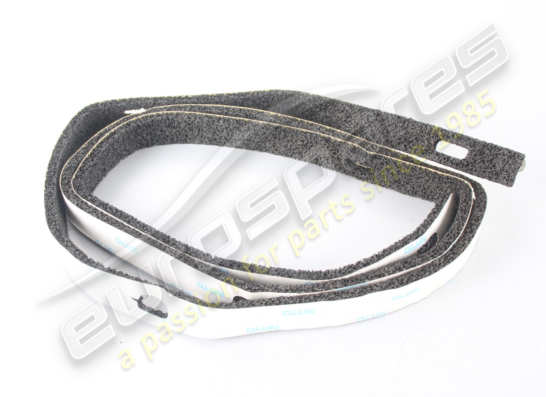 NEW FERRARI GUARNIZIONE PER MOLURA GROND. PART NUMBER 84020400 (1) new ferrari guarnizione per molura grond. part number 84020400 (1)