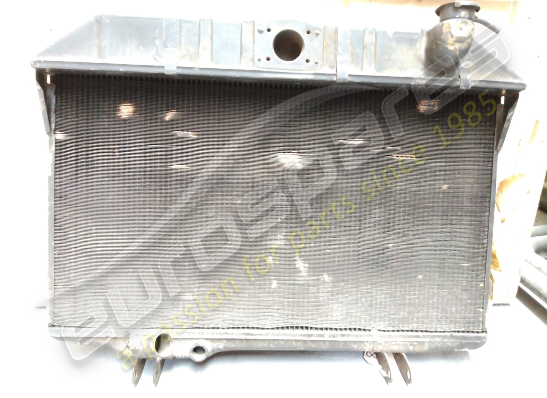 new ferrari radiator 275 gtb4 oe. part number 800136 (1)