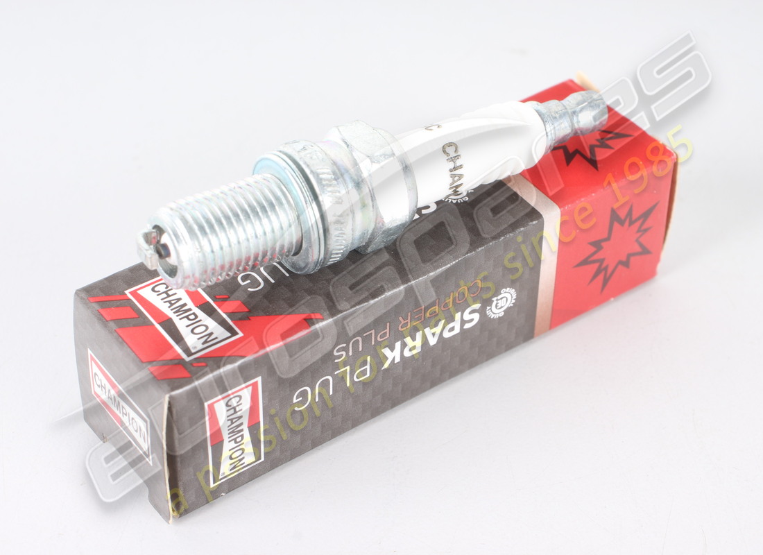 new ferrari spark plug ra59gc (threaded top). part number 156441 (1)