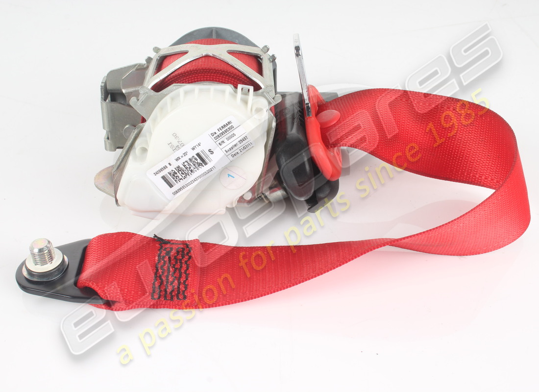 USED Ferrari LH THREE POINT SEAT BELT . PART NUMBER 829595.. (1)
