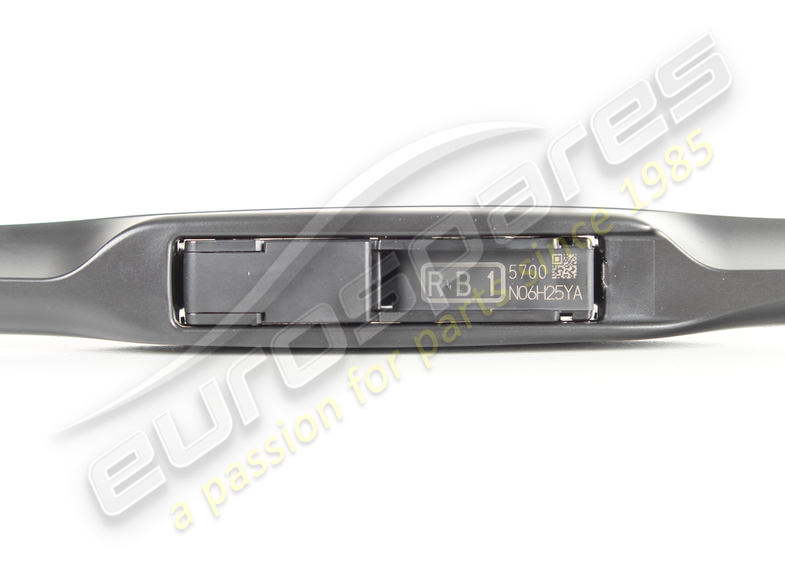 NEW FERRARI DRIVER SIDE WIPER BRUSH. PART NUMBER 80539000 (5) new ferrari driver side wiper brush. part number 80539000 (5)