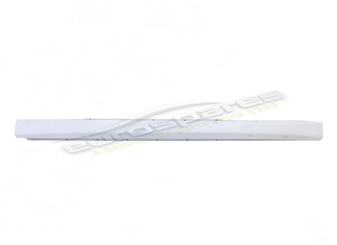 new maserati lh side skirt. part number 980000907 (1)