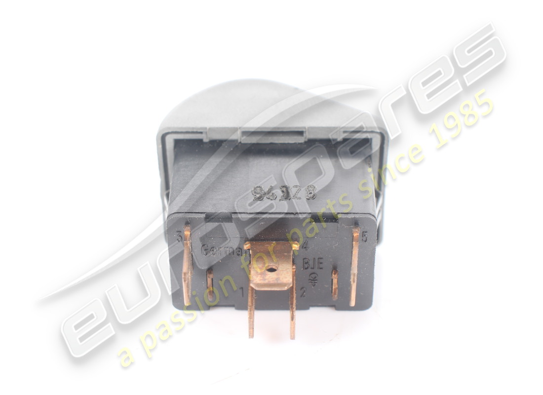 USED FERRARI SWITCH. PART NUMBER 165248 (4) used ferrari switch. part number 165248 (4)