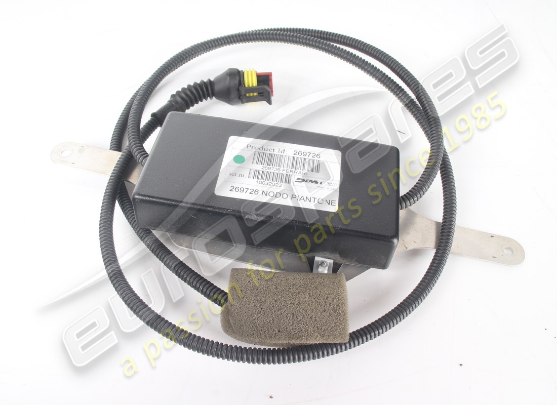 USED FERRARI STEERING COLUMN NODE. PART NUMBER 269726 (1) used ferrari steering column node. part number 269726 (1)