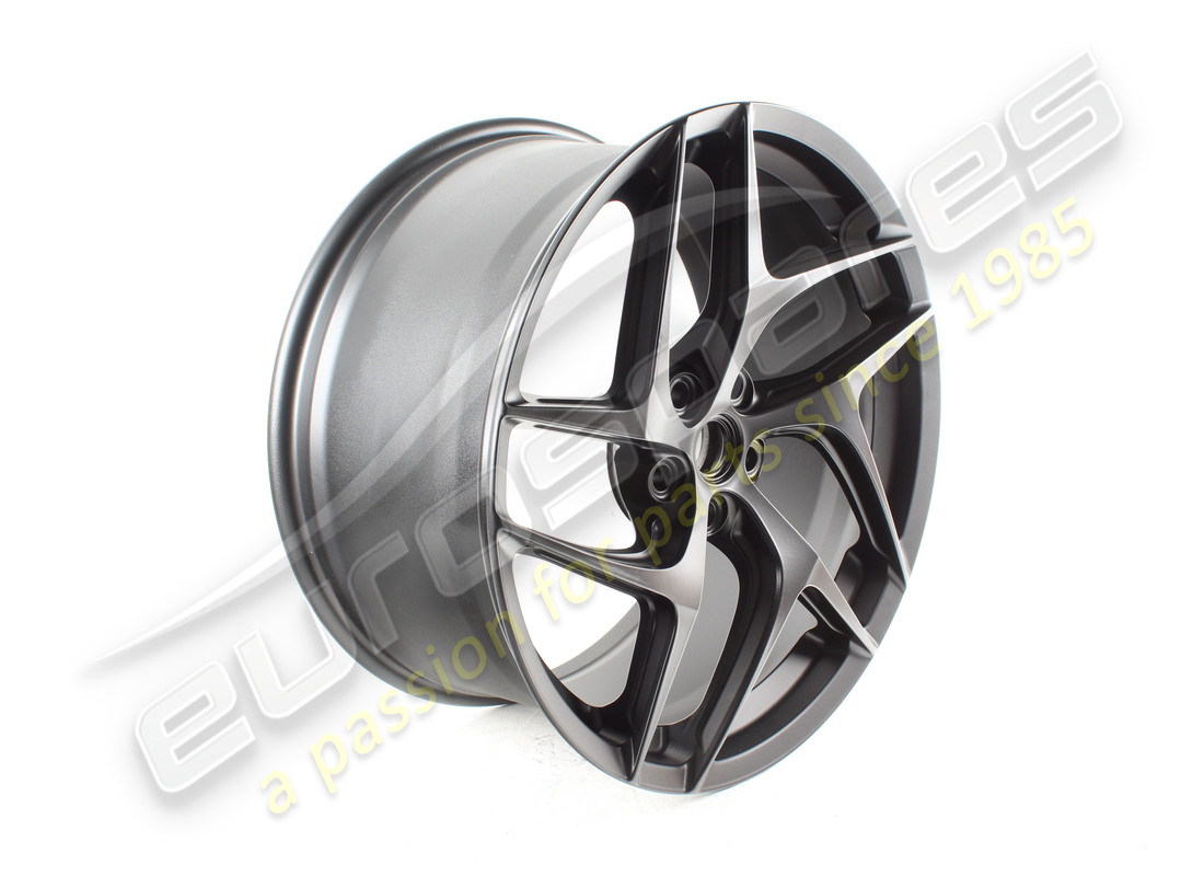 reconditioned ferrari lh front wheel. part number 323850 (2)