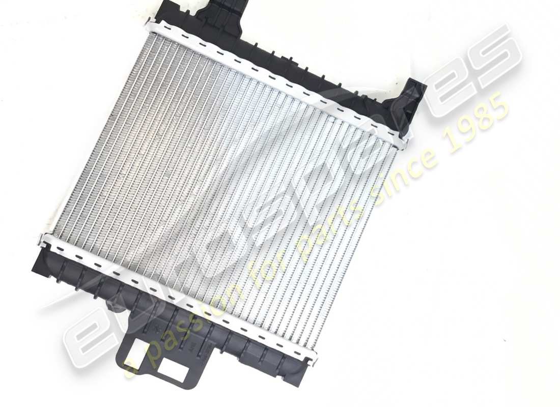 new lamborghini auxiliary radiator. part number 4m0121218f (1)