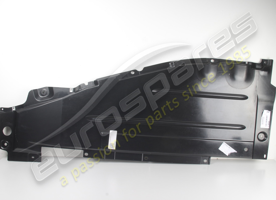 NEW FERRARI FRONT AERODYNAMIC BOTTOM RH PART NUMBER 83948500 (1) new ferrari front aerodynamic bottom rh part number 83948500 (1)