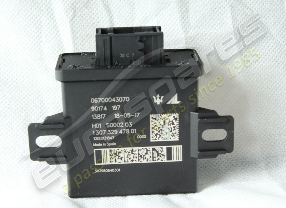 new maserati light control unit. part number 670004307 (2)