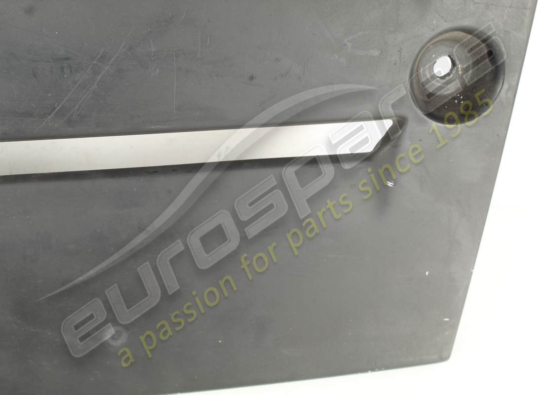 used lamborghini rear bumper cover. part number 410807649a (4)