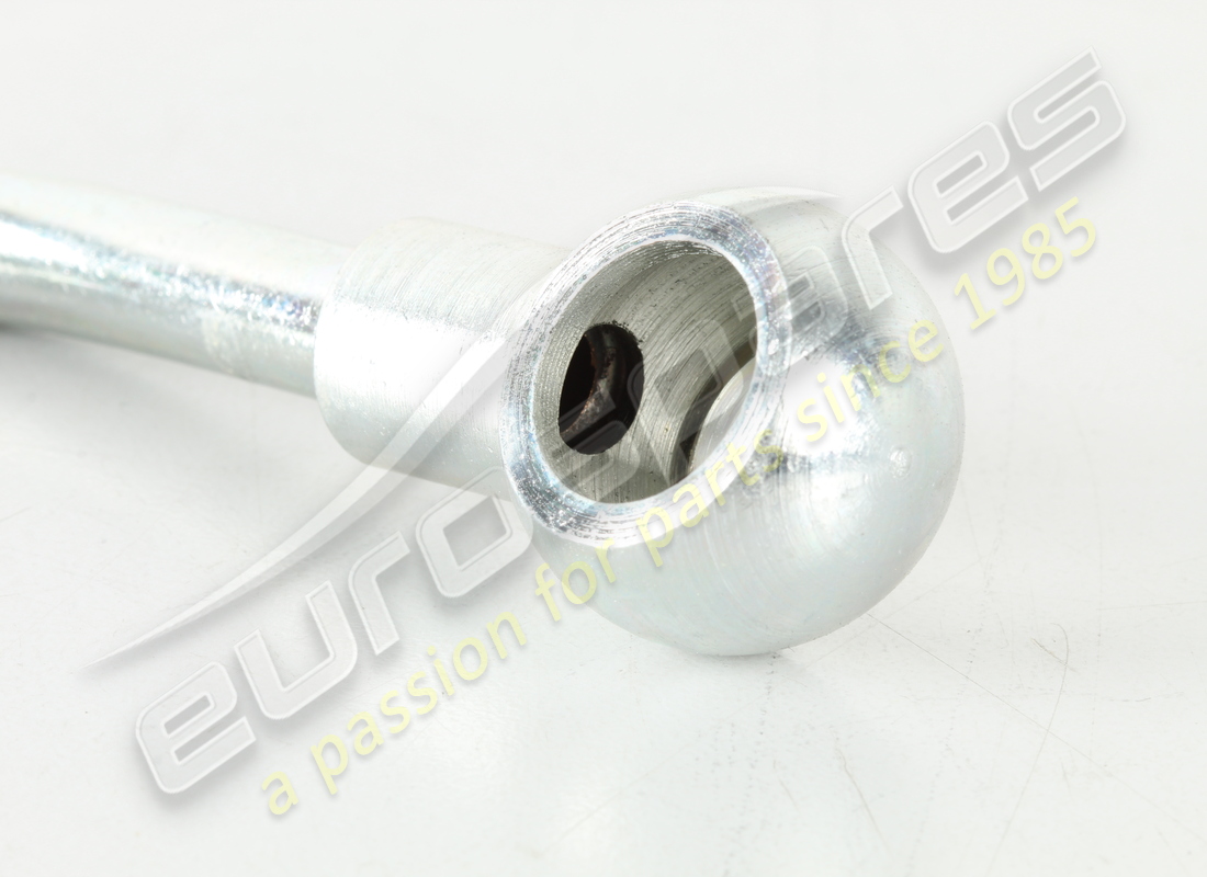 NEW LAMBORGHINI UNION FROM FLEXIBLE HOSE TO PUMP. PART NUMBER 400422843 (3) new lamborghini union from flexible hose to pump. part number 400422843 (3)