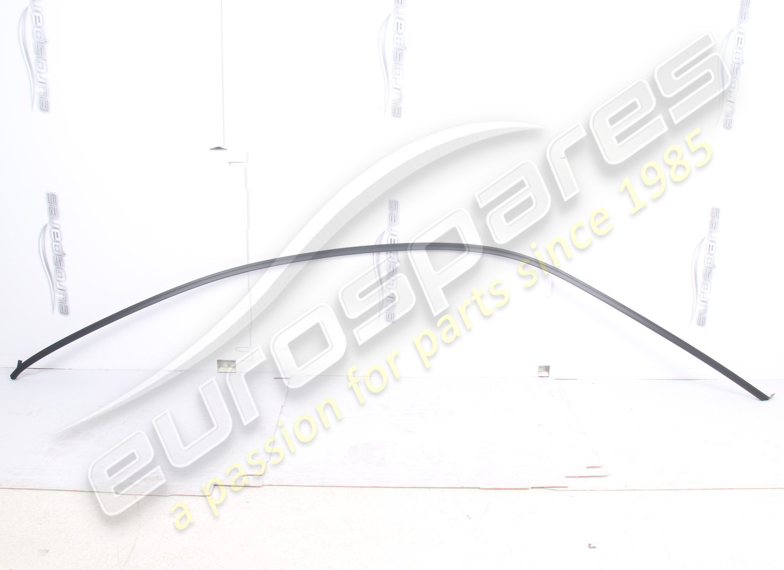 NEW FERRARI RH GASKET ASSEMBLY. PART NUMBER 64943900 (1) new ferrari rh gasket assembly. part number 64943900 (1)