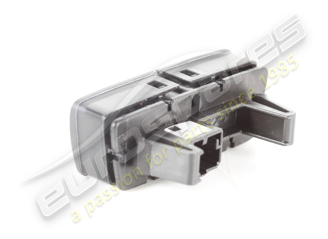 USED MASERATI REAR E. LIFTGATE COMAND. PART NUMBER 670060550 (3) used maserati rear e. liftgate comand. part number 670060550 (3)