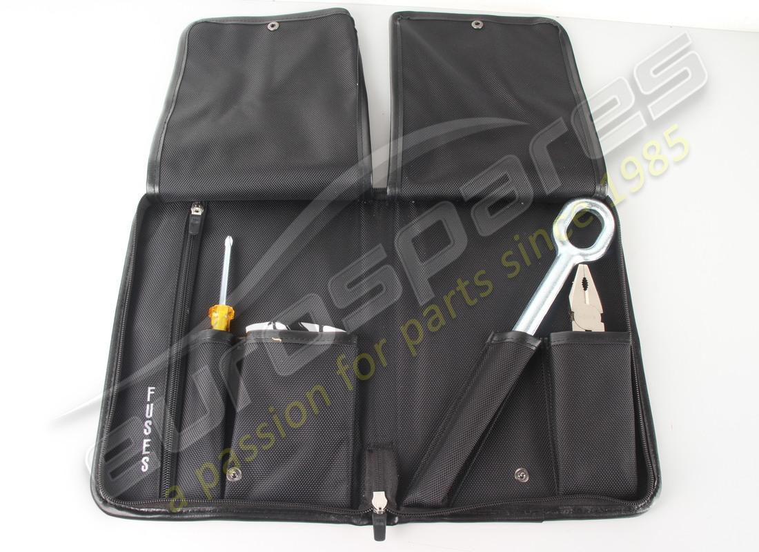 new ferrari complete toolkit bag. part number 265008 (3)