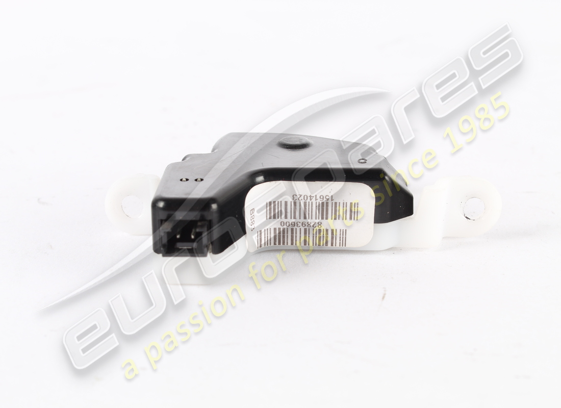 USED FERRARI LOWER CENTRAL AIR VENT CONTR. PART NUMBER 82893600 (2) used ferrari lower central air vent contr. part number 82893600 (2)