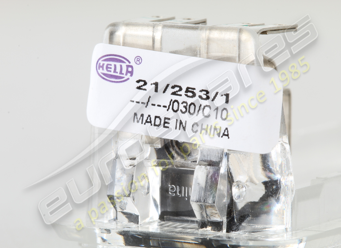 new porsche interior light - luggage compartment lamp. part number 823947105b (4)