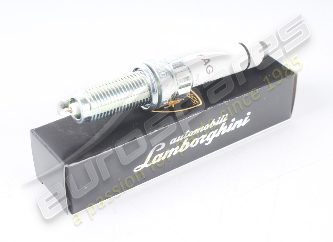 NEW LAMBORGHINI SPARK PLUG. PART NUMBER 0P2905601A (1) new lamborghini spark plug. part number 0p2905601a (1)