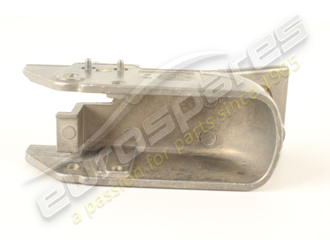 new ferrari rh int door handle. part number 63757200 (4)
