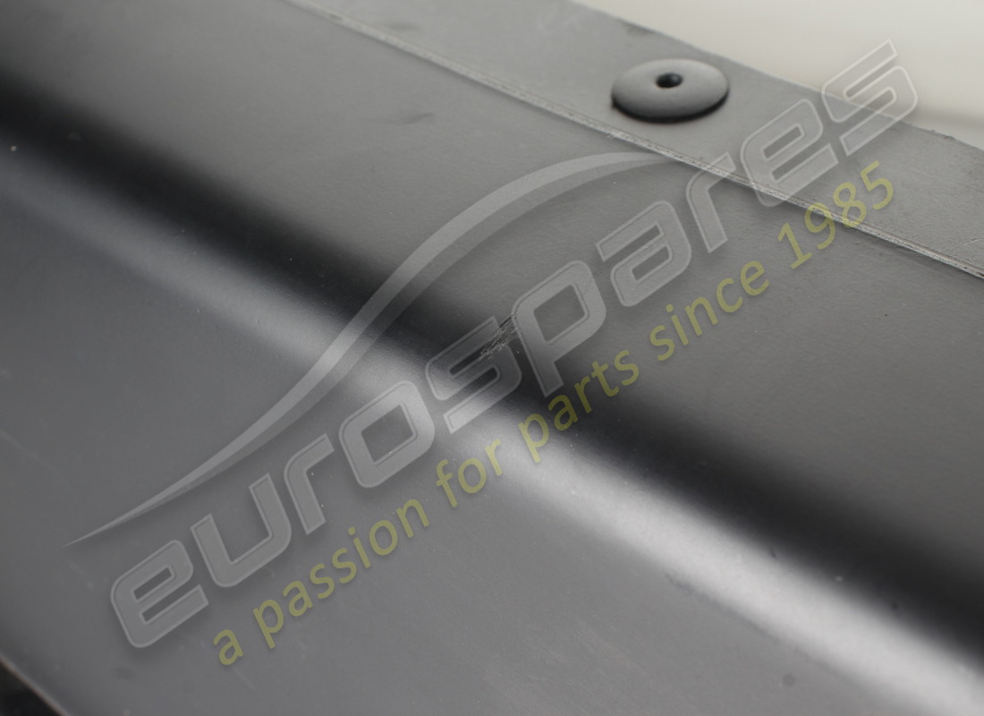 new (other) ferrari rear bumper. part number 60573600 (12)