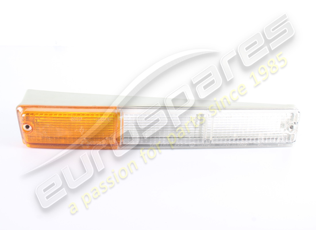 new ferrari rh front lens (white/orange). part number 61942500 (1)