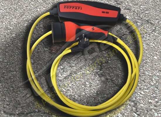 new ferrari hvb battery charger / conditioner part number 879951