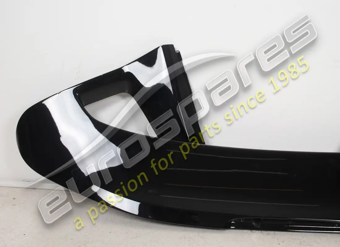 new (other) ferrari complete rear spoiler. part number 949122 (2)