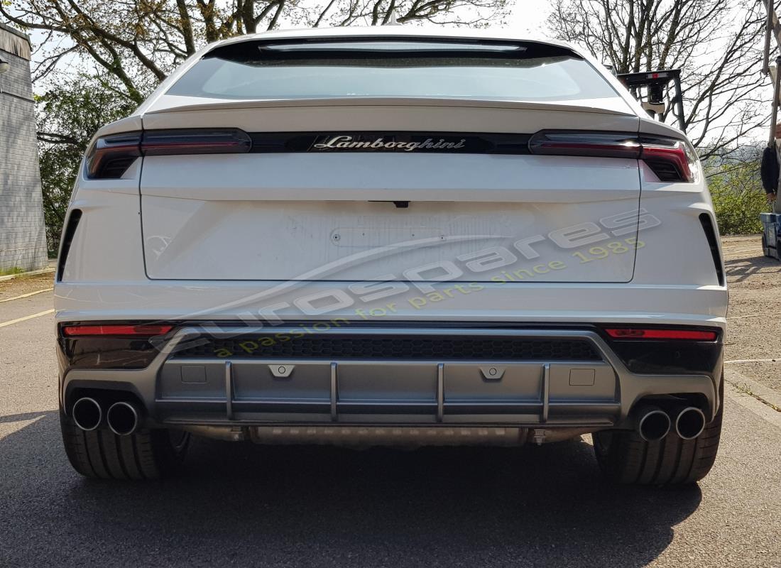 lamborghini urus (2019) with 200 miles, being prepared for dismantling #4