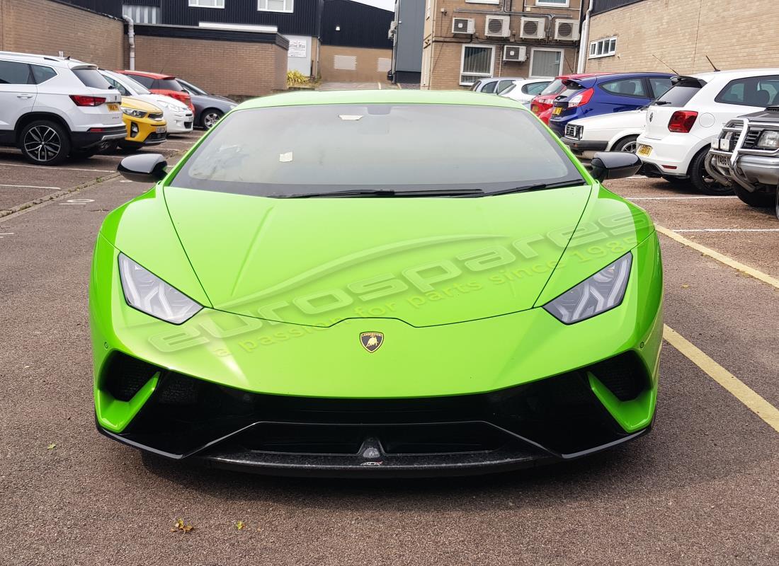 lamborghini performante coupe (2018) with 6,976 miles, being prepared for dismantling #8