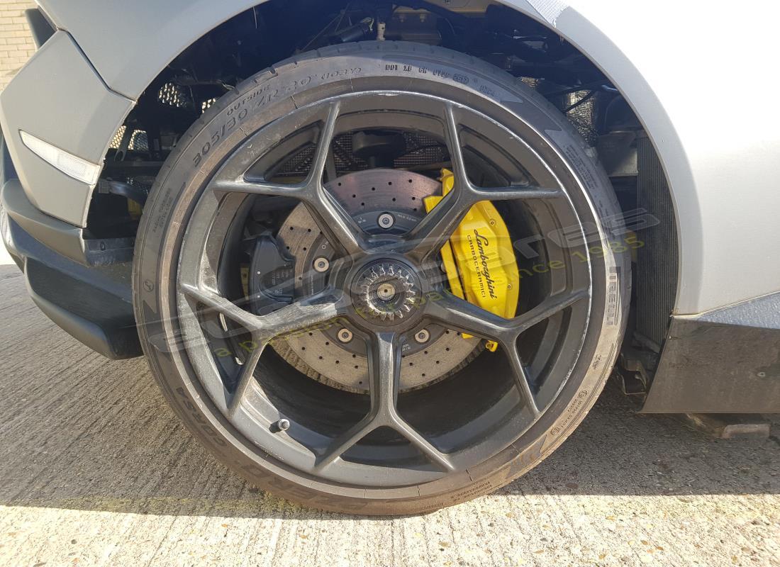 lamborghini 2018 (performante coupe) with 0 miles, being prepared for dismantling #20