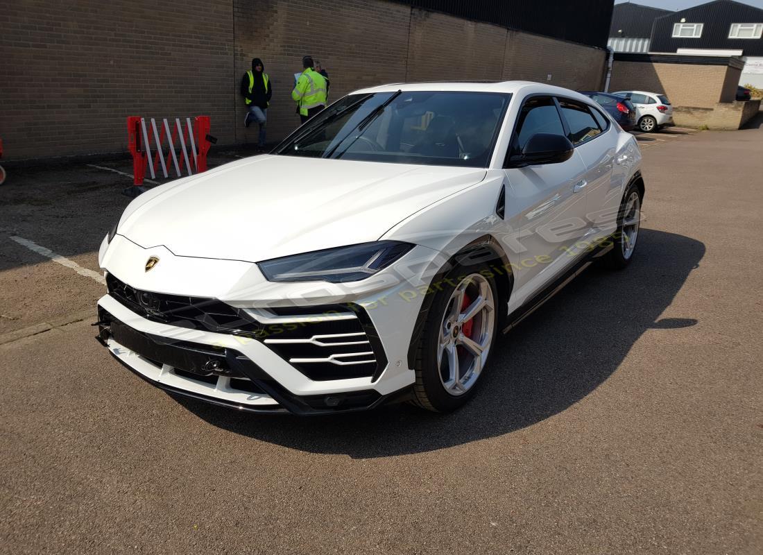 lamborghini urus (2019) being prepared for dismantling at eurospares