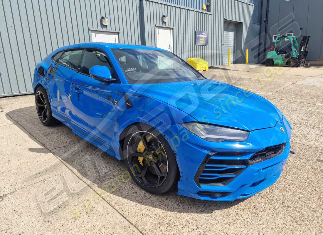 lamborghini urus (2020) with 13,163 miles, being prepared for dismantling #7