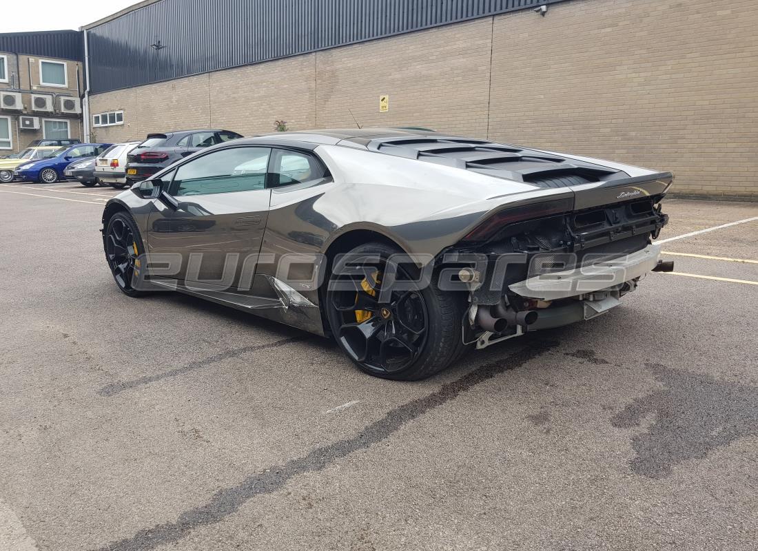 lamborghini lp610-4 coupe (2016) with 5,804 miles, being prepared for dismantling #3
