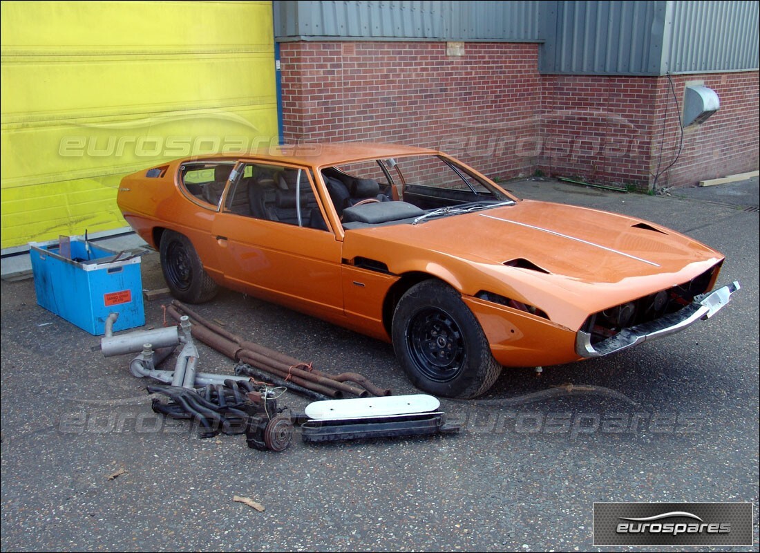 lamborghini espada with 44,000 miles, being prepared for dismantling #1