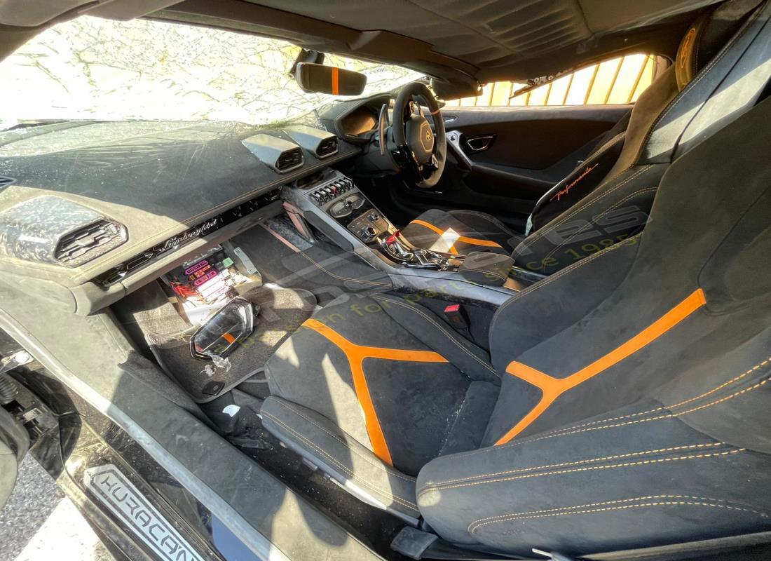 lamborghini performante spyder (2019) with 1,589 miles, being prepared for dismantling #8
